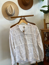 Load image into Gallery viewer, ivy jane patched eyelet top in white
