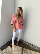Load image into Gallery viewer, ivy jane cuff to cuff top in salmon
