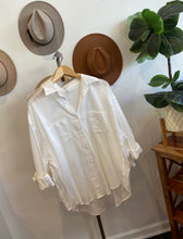 Load image into Gallery viewer, z supply lalo gauze button up top in white